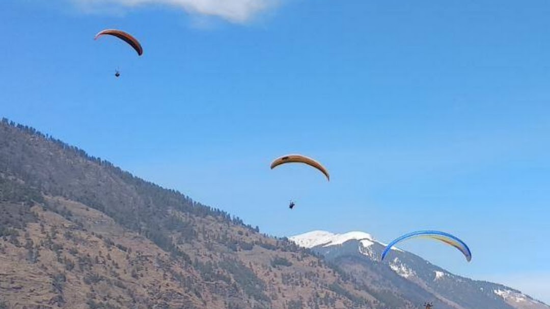 High Fly Paragliding in Manali